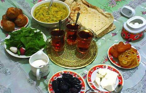 توصیه های تغذیه ای برای ماه رمضان/ آش رشته مناسب افطار نیست