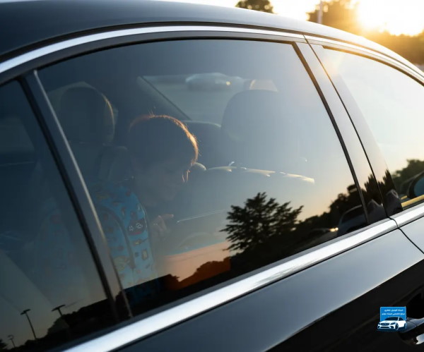 شیشه | شیشه اتومبیل از کجا خرید رول برچسب شیشه دودی اتومبیل را مطمئن انجام دهیم