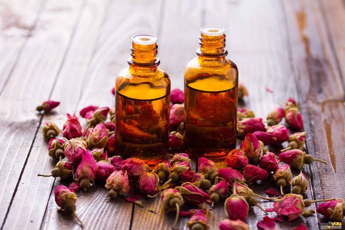 تشخیص روغن گل سرخ اصل